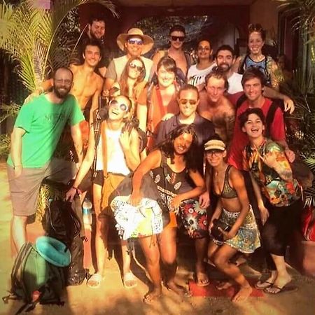 Bunkd Hostel, Anjuna Bagian luar foto